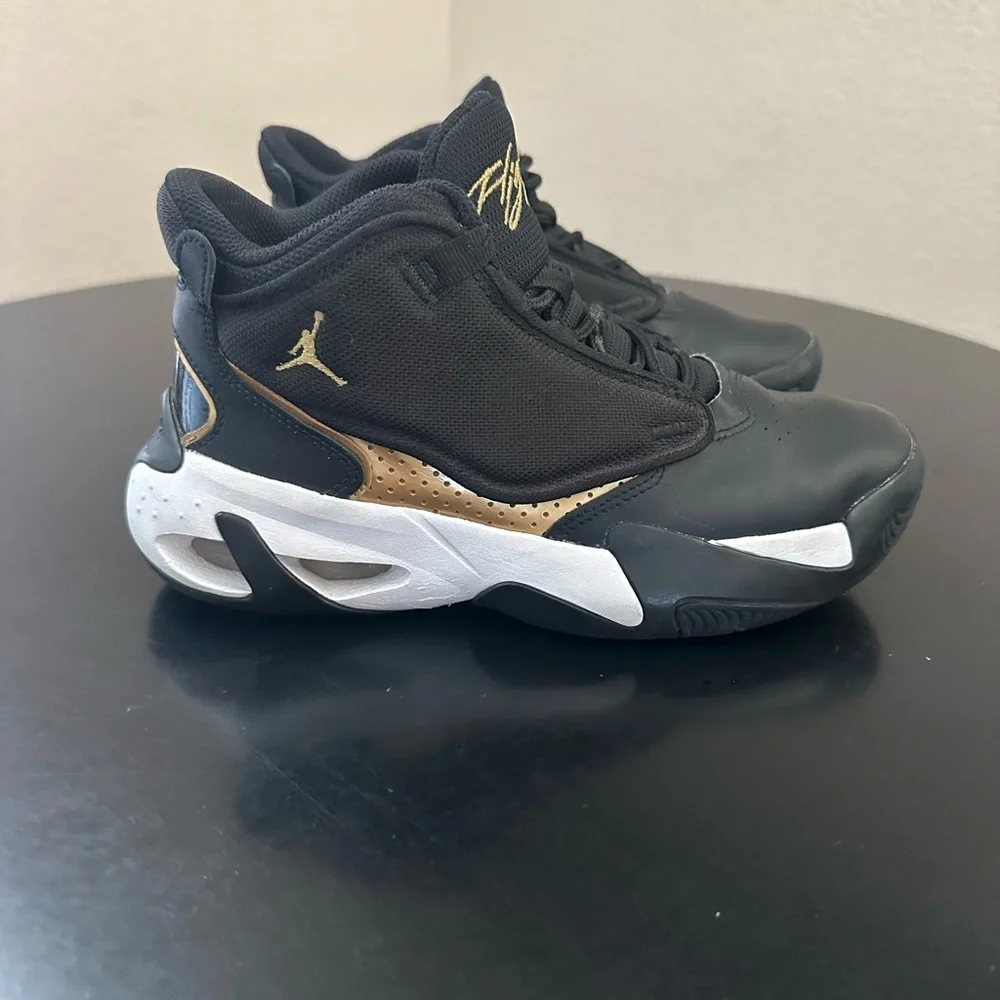 Jordan Max Aura